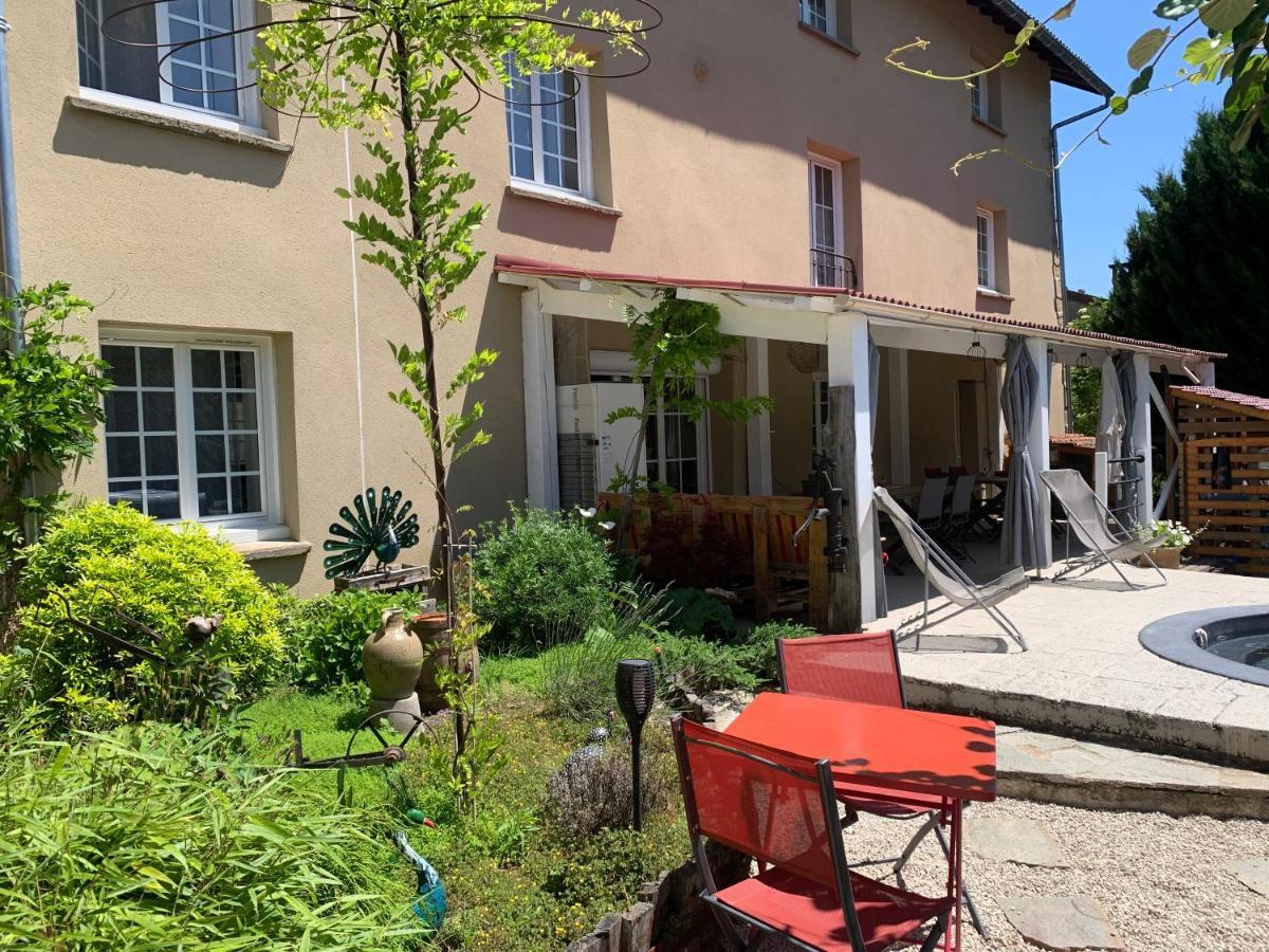 Chambres d'Hôtes LES VERGERS DE LOUISE Thiolieres Exterior foto